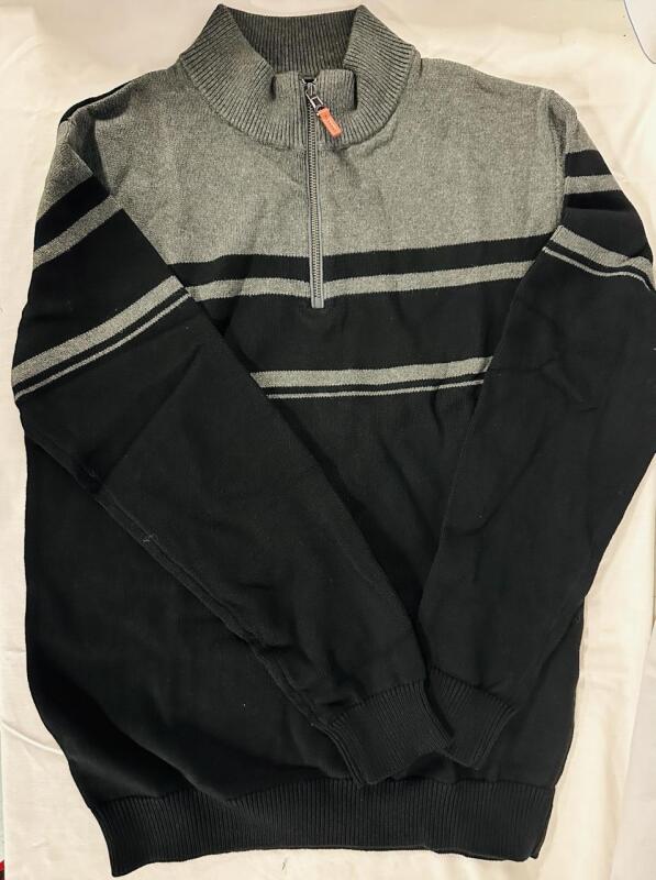 As-New MagcoMsen Men&rsquo;s Size M Sweater with Zipper