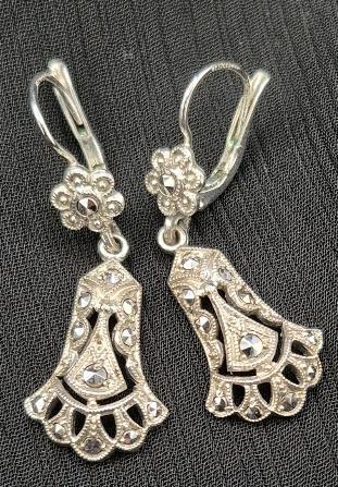 Stunning Sterling 1.5" Drop Earrings