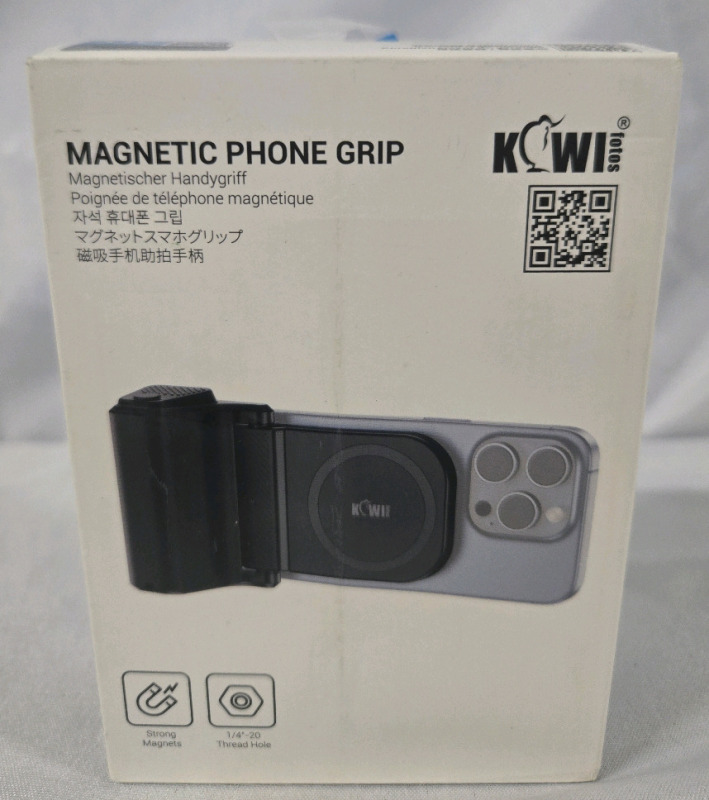 New In Box | Kiwi Magnetic Phone Grip
