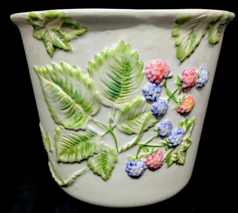 Large Vintage Ceramic Mulberry 3D Relief Plant Pot, Made in Portugal, 10" Diameter &times; 8.5" Tall, No Chips or Cracks