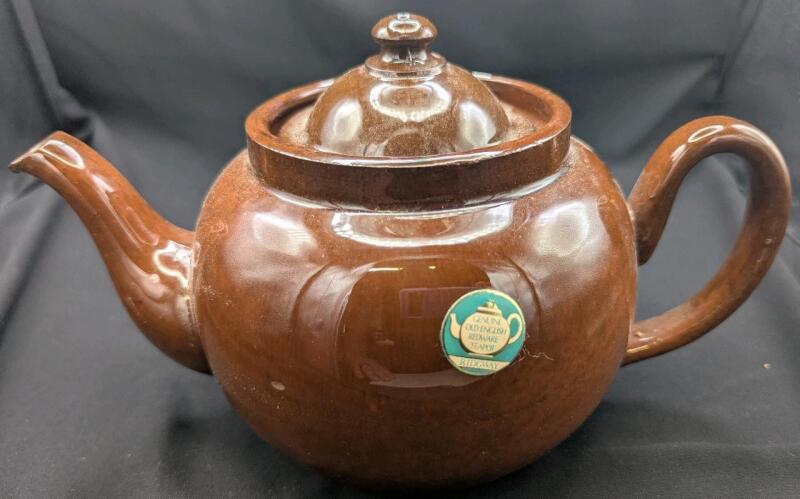 Vintage ALB Brown Betty Teapot. 5.5"