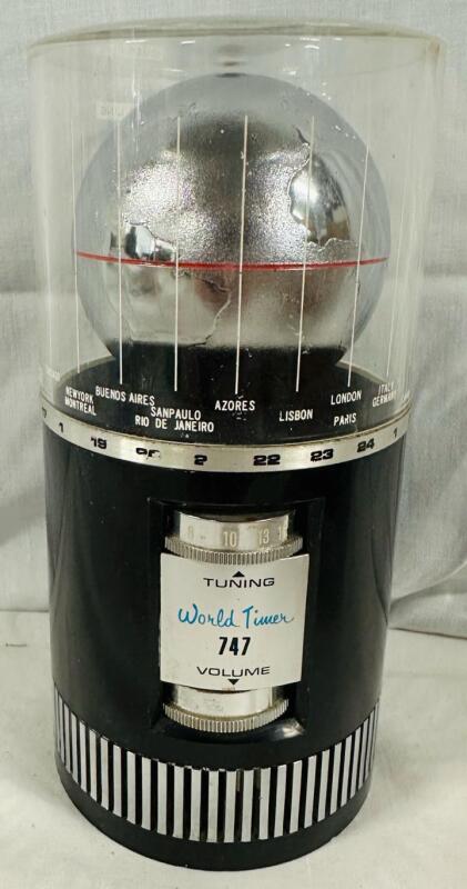 Vintage World Timer 747 Transistor Radio