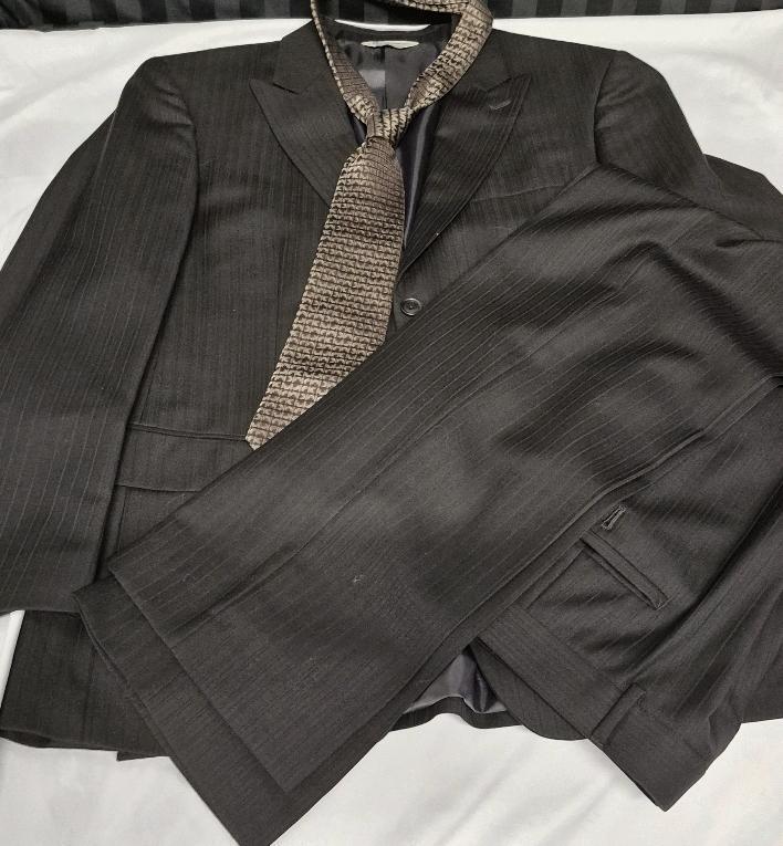 Men's sz 40R Jacket sz 34 Pants Wilke Rodriguez Suit & Protocol Tie