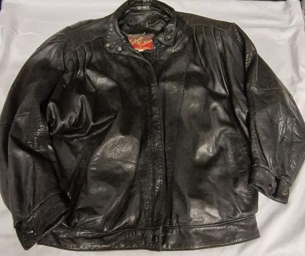 Sharp Fashion sz Small Women's Leather Coat