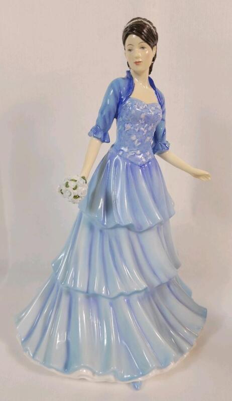 Royal Doulton " Kathy " Figurine , HN 5622 . Measures 9 &frac14;" tall . No chips or cracks