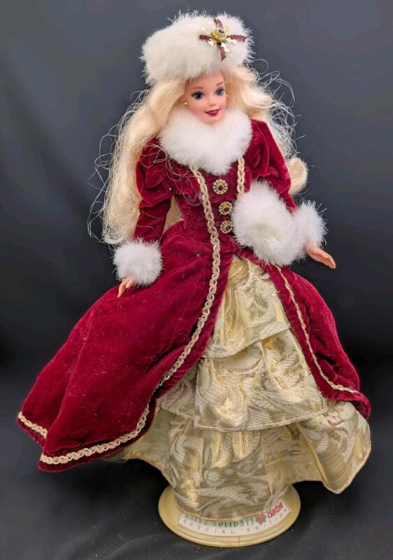 Vintage 1996 Special Edition HAPPY HOLIDAYS BARBIE with Stand, Muff & Shoes