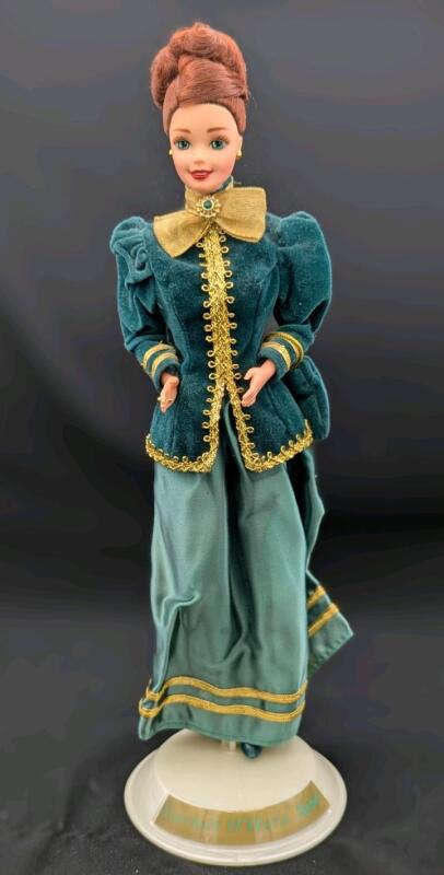 Vintage 1996 Special Edition YULETIDE ROMANCE BARBIE with Stand & Shoes