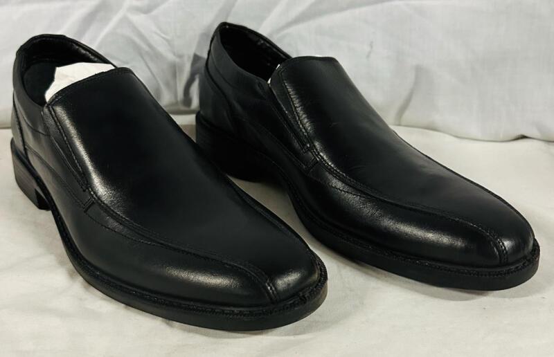 New Pair of Men&rsquo;s Size 12 Luca Ferri Dress Shoes, Black - Retails for $89.99