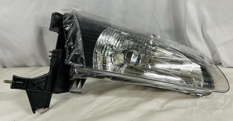Driver Side Halogen Headlight Assembly Replacement &ndash; HB2 / 9003 Bulb Type &ndash; Aftermarket Replacement