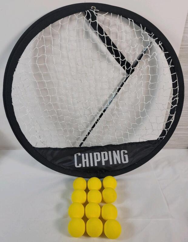 Golf Practice Chipping Net w/12 Yellow Foam Practice Balls .