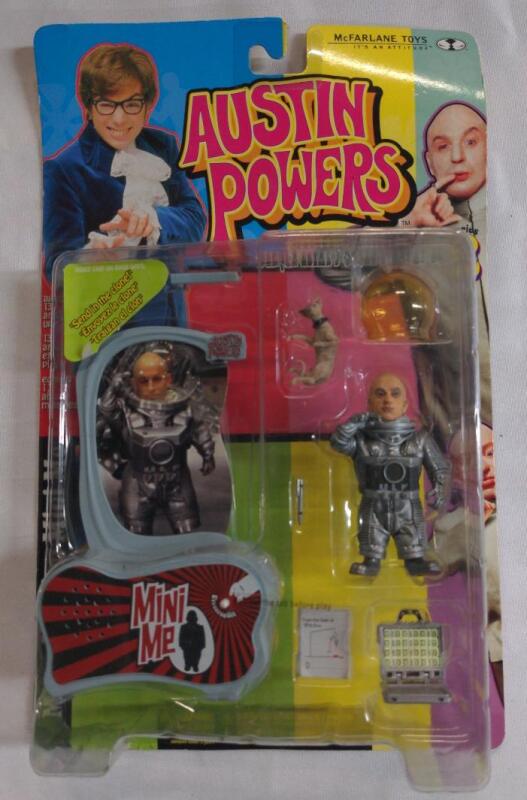 New McFarlane Toys Austin Powers Series 2 "Moon Mission Mini-Me" action figure set.