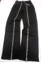 New Pair of Zipper Pant Jeans, Size 5