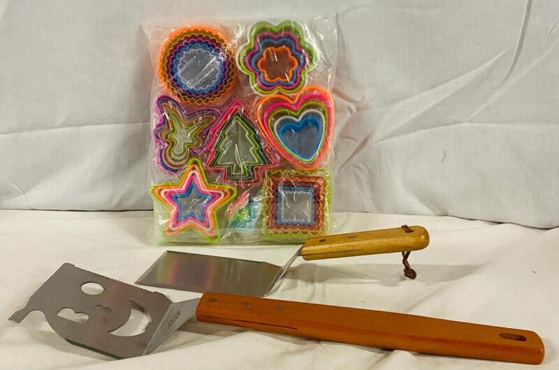 3 Home Cooking Items, Includes Cookie Cutter Set, Flat Metal Flipper with Wooden Handle (11.5&rdquo;), and Smiley Metal Flipper with Serrated Edge and Wooden Handle (17&rdquo;)