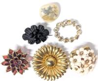 6 Vintage Floral Brooches incl Signed, Wooden, Real Flowers Suspended in Resin +, Up to 2" Diameter