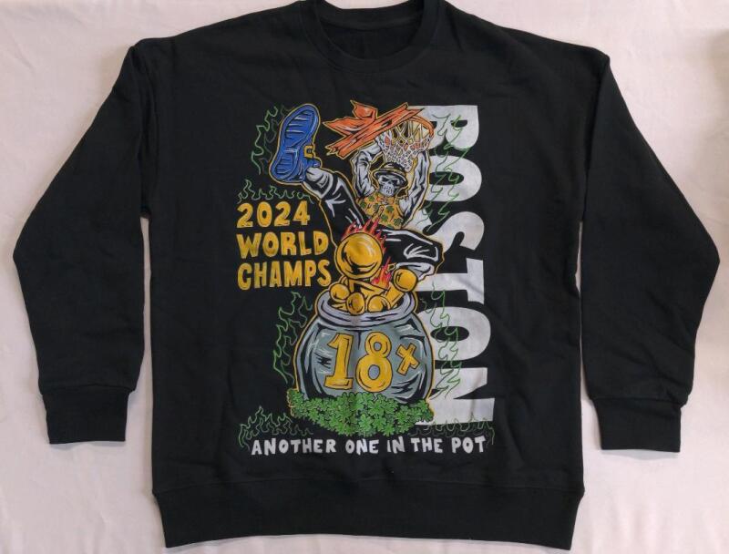 New Size L Boston Celtics Crew neck Sweater, Black