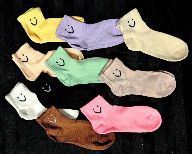 10 New Pairs 8-12Y Girl's Solid Color Smiling Face Daily Casual Short Elastic Mid-Calf Socks, One Size Fits Most, 6" Toe to Heel