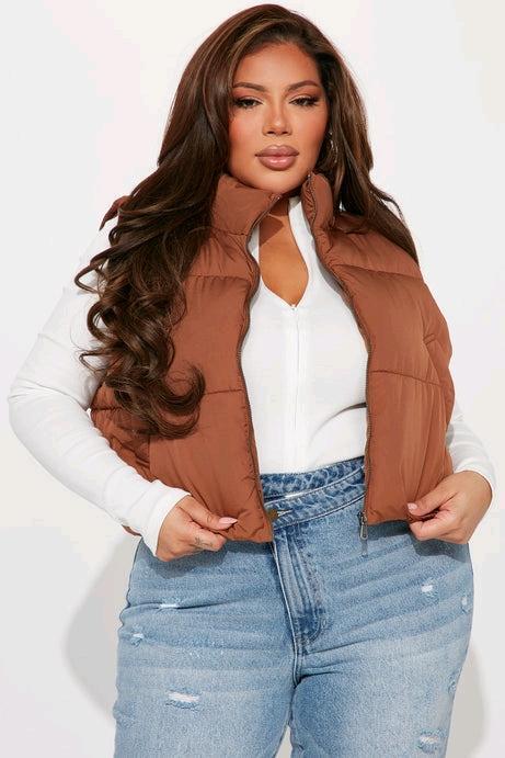 New Size 1X Women's FASHION NOVA Live More Puffer Vest, Brown, Retails $57