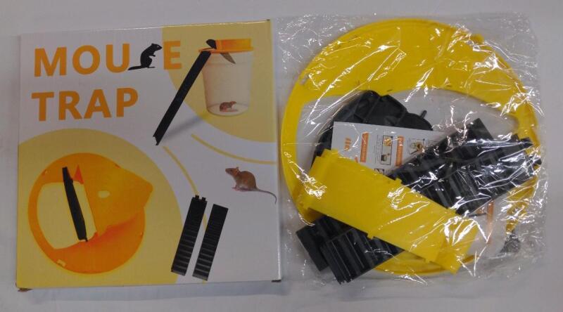 2 New Flip N' Slide Bucket Lid Mouse Traps