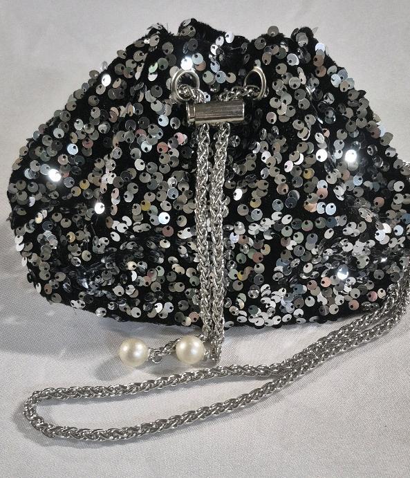 New Sequin Purse Chain Shoulder Strap 7.5" Wide and 5.5" Tall