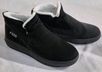 New sz 43 Men's FXDD Winter Boots