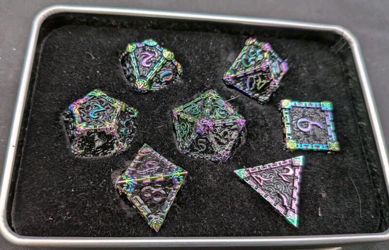 New Metal 7 Piece Polyhedral Die Set with Case