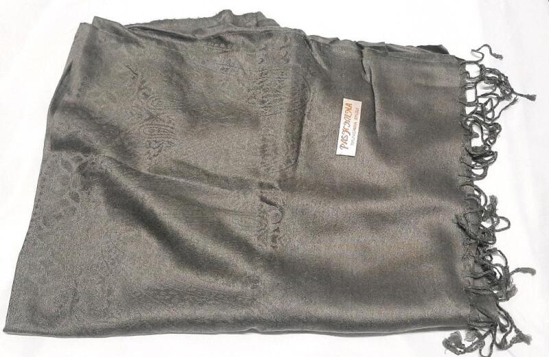 New Pashinima Pat Table Liner
