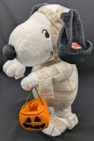 As-New Hallmark SPOOKY SNOOPY Animatronic: Shuffles Along To "In The Hall of the Mountain King" Song! 11" Tall (Working)