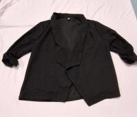New sz 3XL Women's Black Top with 3/4 Sleeves