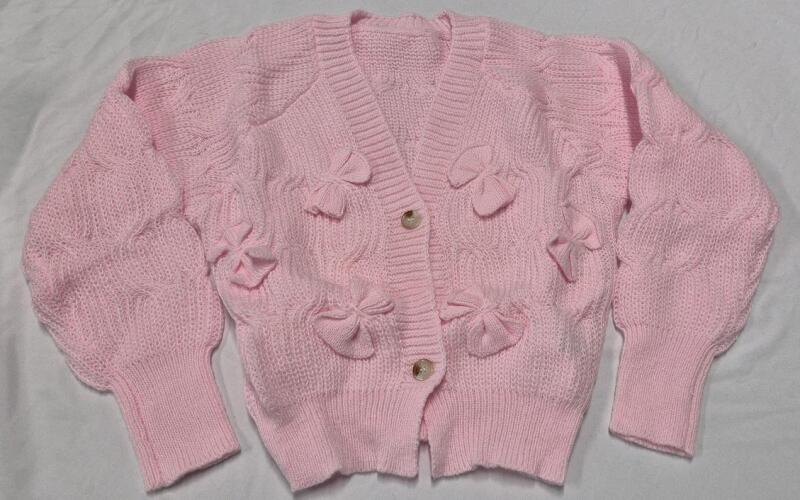 New sz Medium Women's Cardigan