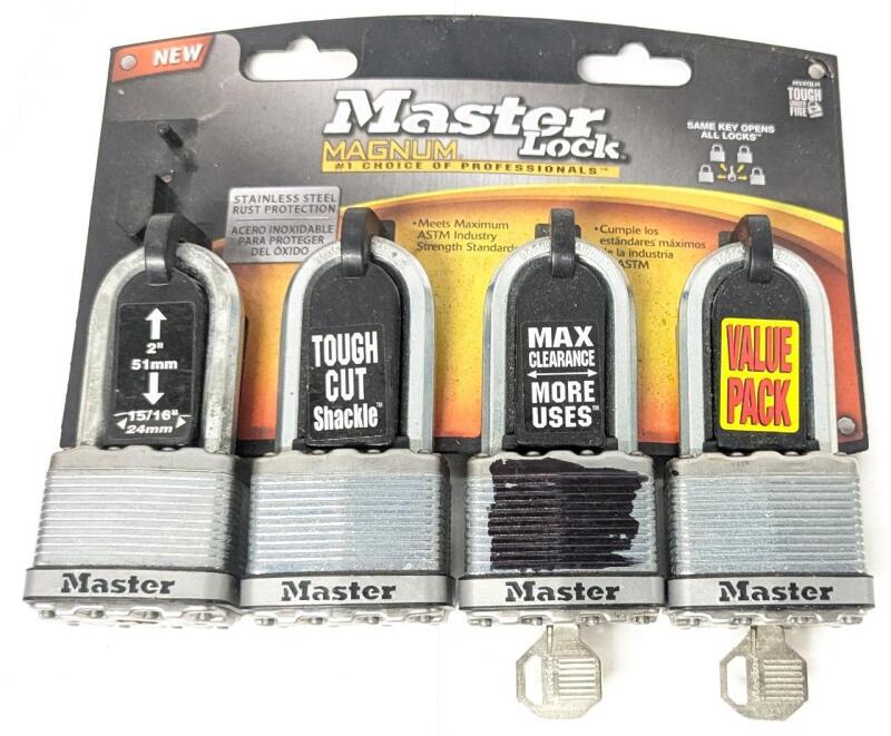 4&times; MASTER LOCK Magnum Tough Cut Shackle Locks With 2 Keys (Same Keys Open All Locks)