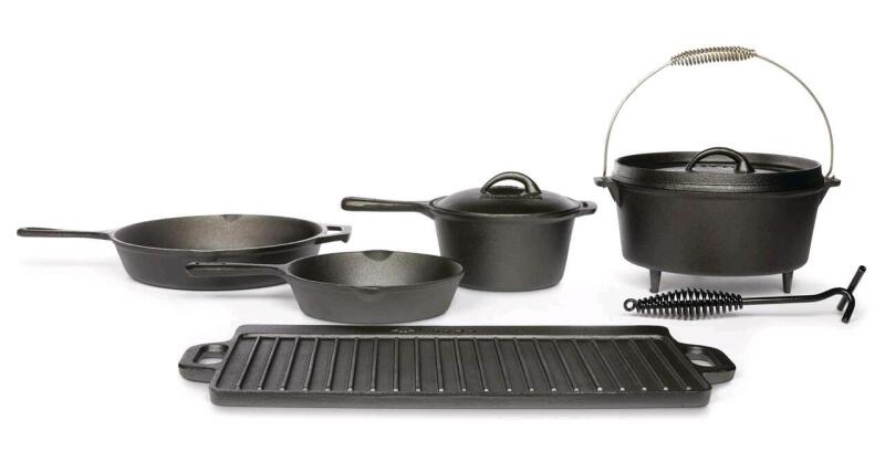 Nee - Woods 6pc. Heritage Cast Iron Non-Stick Camping Cook Set w/Wood Crate . Retail $230 . Lid has come off wood crate