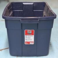 New Rubbermaid Roughneck Large Stackable Storage Box, 140-L, Retails $29.99 With Lid, No Lid With Lot