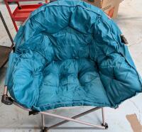 Max Sports Padded Club Chair. Collapsible. 37" Tall.