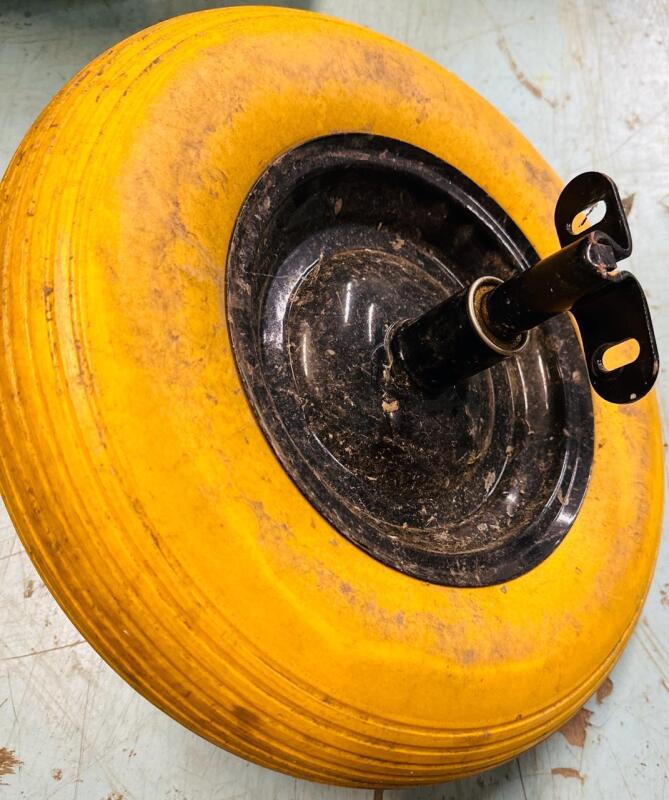 Flat-Free Wheelbarrow Wheel, 15&rdquo; Diameter