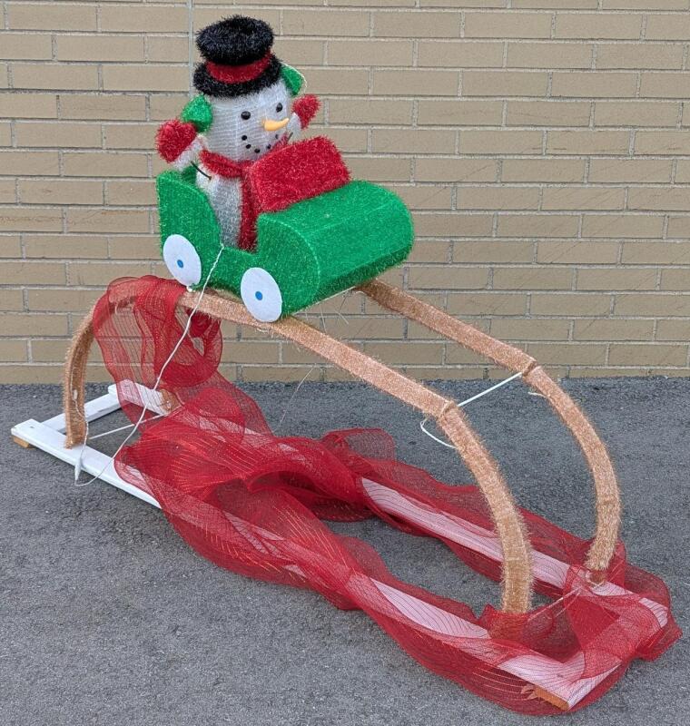 Large Light-Up Snowman in Rollercoaster Winter Yard Decoration, 15" &times; 37", Working!