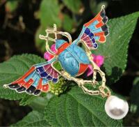 Colorful Egyptian Style Enamel Winged Scarab Brooch with Faux Pearl Dangle 2.25 x 2.5&rsquo;&rsquo;