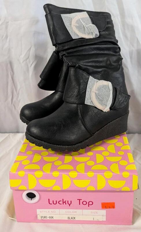New Lucky Top Size 1 Boots. (8.5" Heel to Toe)