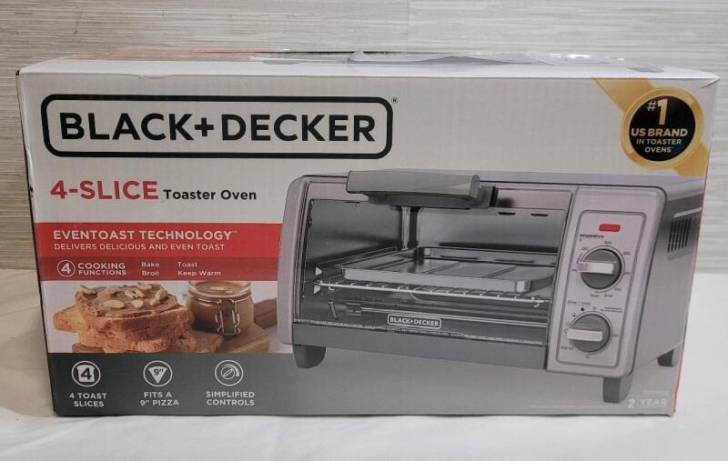 New - Black & Decker 4-Slice Stainless Steel Toaster Oven Model # 499-2618-4 . Retail $30