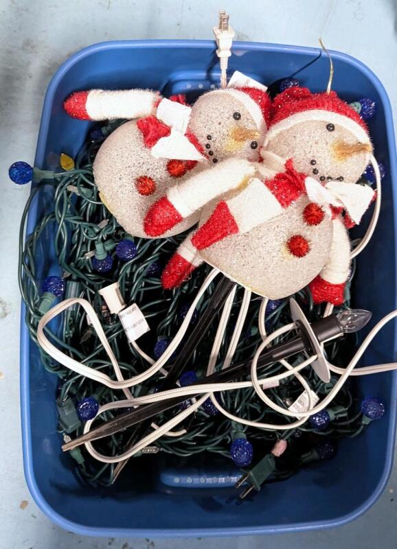 7 Bundles of Exterior Christmas Lights: White, Blue & Multicolor + 2 Chaining Light-Up Snowman Yard Stakes, All in a 40L (19.75" &times; 14.5" &times; 13.25") Lidded Bin - Lights Tested For Power