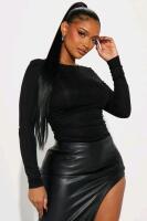 New Size Small Women's Fashion Nova Raven Ruched Top.