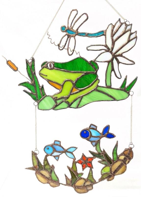 Handmade Stained Glass Pond Scene With Frog, Dragonfly, Fish +, 9.5" &times; 13.75" Long (Excluding Chain), No Damage