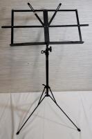 Yorkville Extendable/Folding Sheet Music Stand . Measures 31" - 44" tall