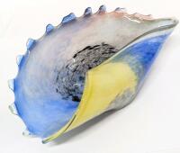 Gorgeous Unsigned Jozefina Poland-Style Art Glass Wave Shell, 9.2" Long