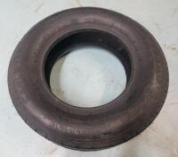 New - Carlisle Sport Trail LH Trailer Tire , ST205/75D14 . Retail $180