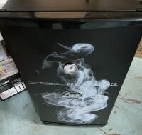 [Missing Power Cables]As New Bradley Smoker BS611 4-Rack Outdoor Electric Smoker, Vertical Smoker With Stainless Steel Grill Retails for $469