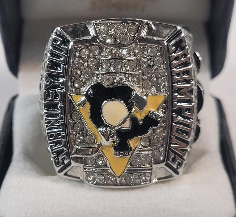 Pittsburgh Penguins NHL Hockey Commemorative Sidney Crosby 2009 Stanley Cup Champion's Replica Ring . See photos for size (Ring is bigger than it looks)