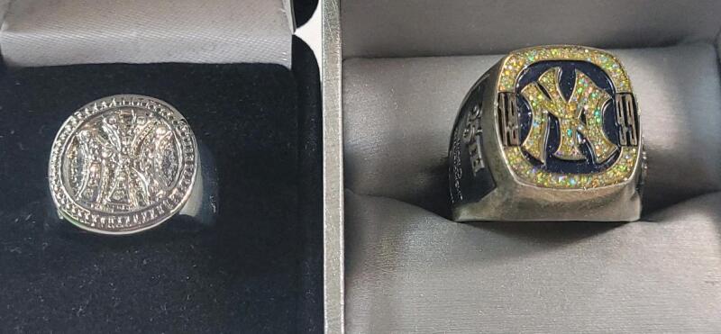 New York Yankees MLB Baseball Commemorative 1999 World Series Champions Ring & New York Yankees Emblem Ring (size 8) .