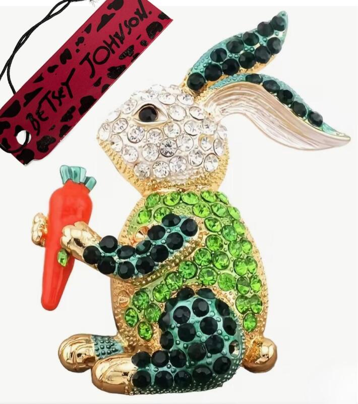 Betsey Johnson Tagged Sparkling Rhinestone Rabbit Brroc/ Pendant Enamel Orange Carrot Peridot, Emerald Green Rhinestones 2.6 x 2.29&rsquo;&rsquo;