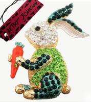 Betsey Johnson Tagged Sparkling Rhinestone Rabbit Brroc/ Pendant Enamel Orange Carrot Peridot, Emerald Green Rhinestones 2.6 x 2.29&rsquo;&rsquo;