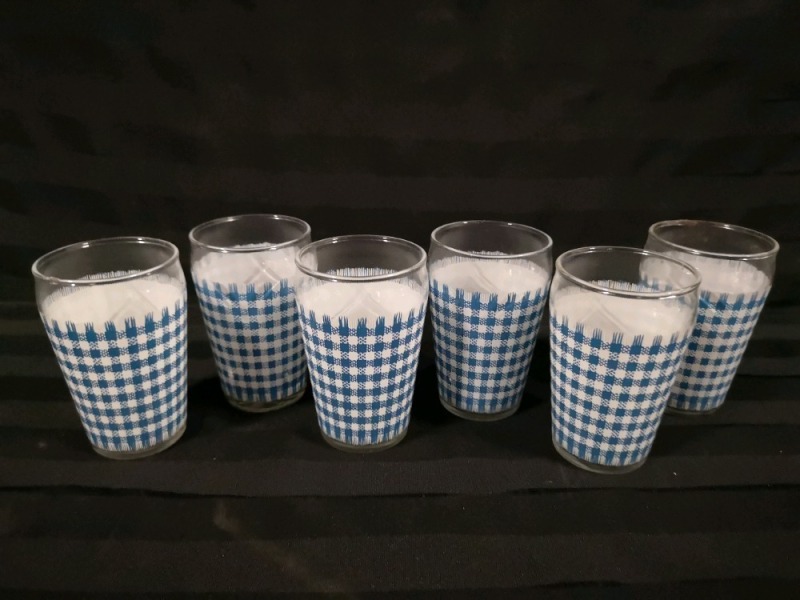 6 Vintage Juice Glasses - Blue Checkered